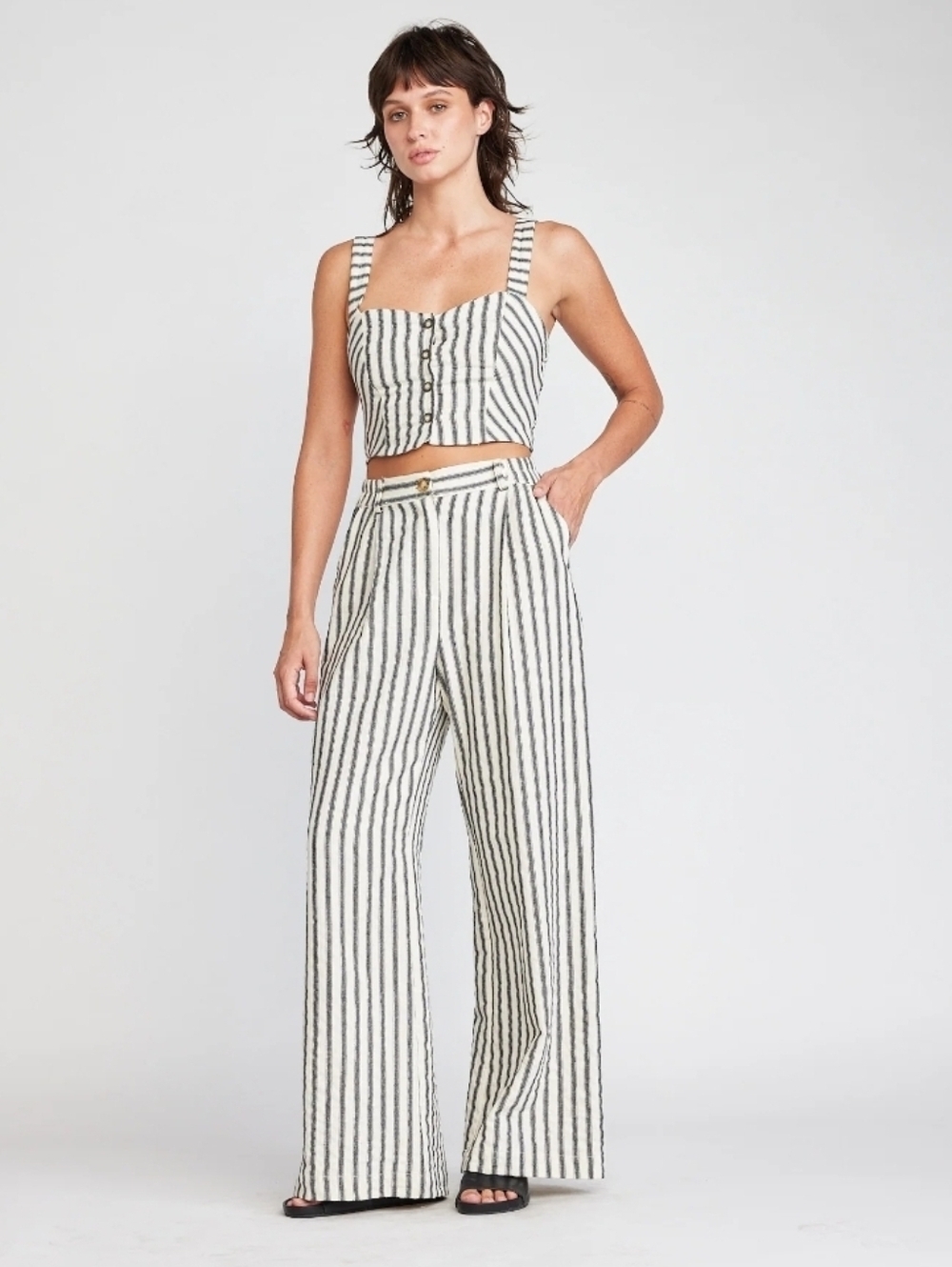 Self Contrast Portia Crop Tank Vest - Picture 3 of 8